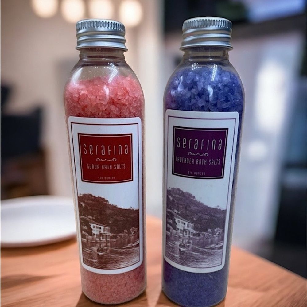 Serafina l 2 Luxurious Scents * Lavender & Guava *  l Bath Salts